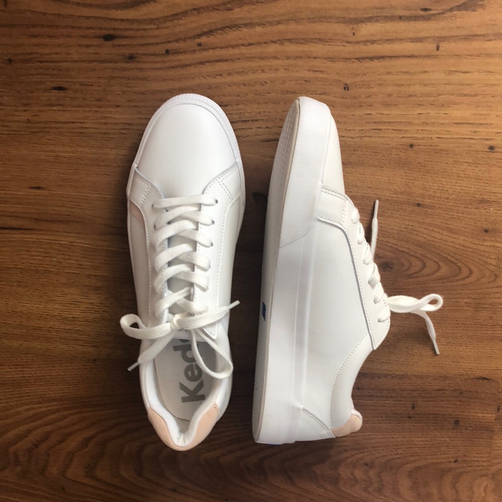 NWT Keds Pursuit Lace Up Sneaker Size 10